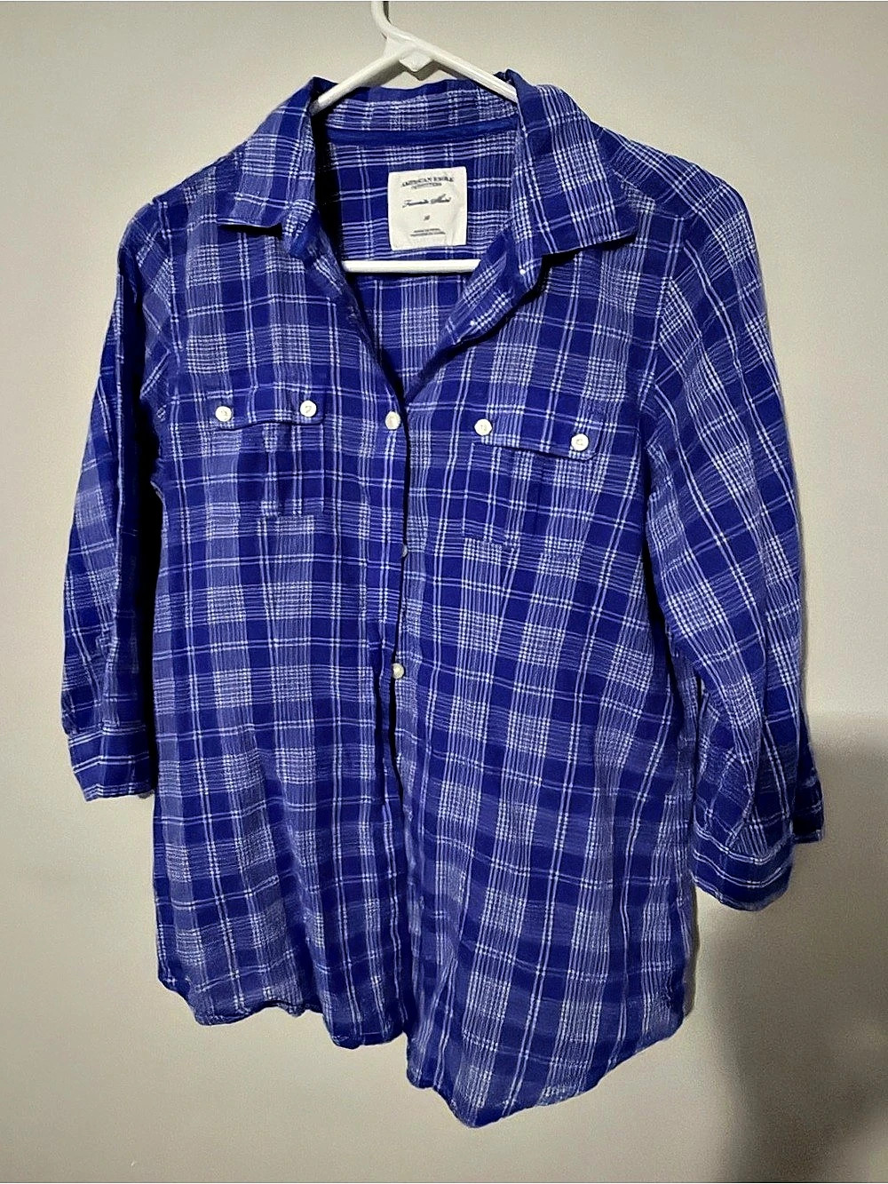 American Eagle Outfitters Favorite Shirt Plaid Button Down Blue & White Size 10